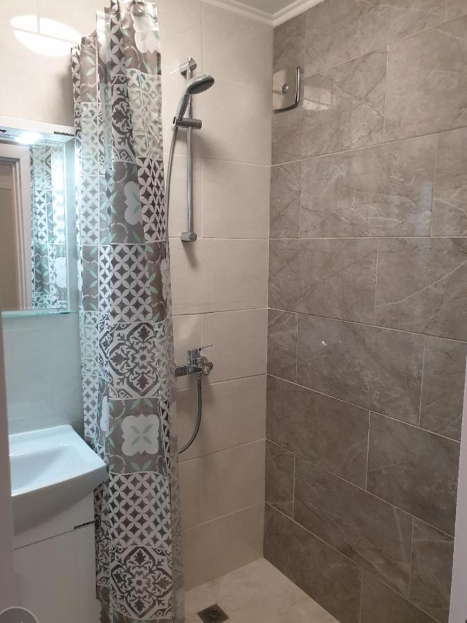 Two-Bedroom Apartment 5, 15 Tsani Ginchev, Varna, Bulgaria Exteriör bild