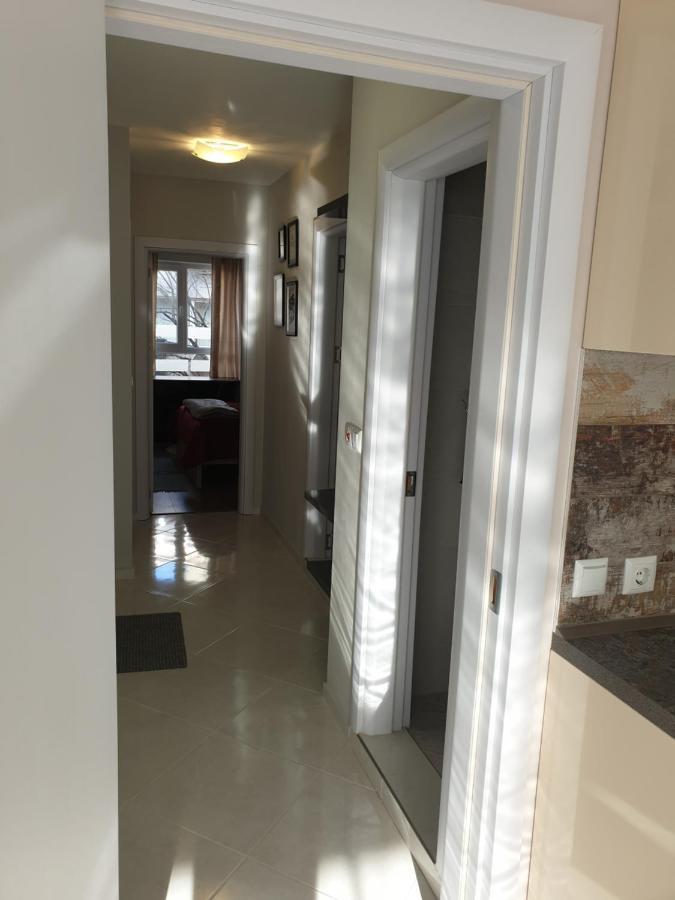 Two-Bedroom Apartment 5, 15 Tsani Ginchev, Varna, Bulgaria Exteriör bild