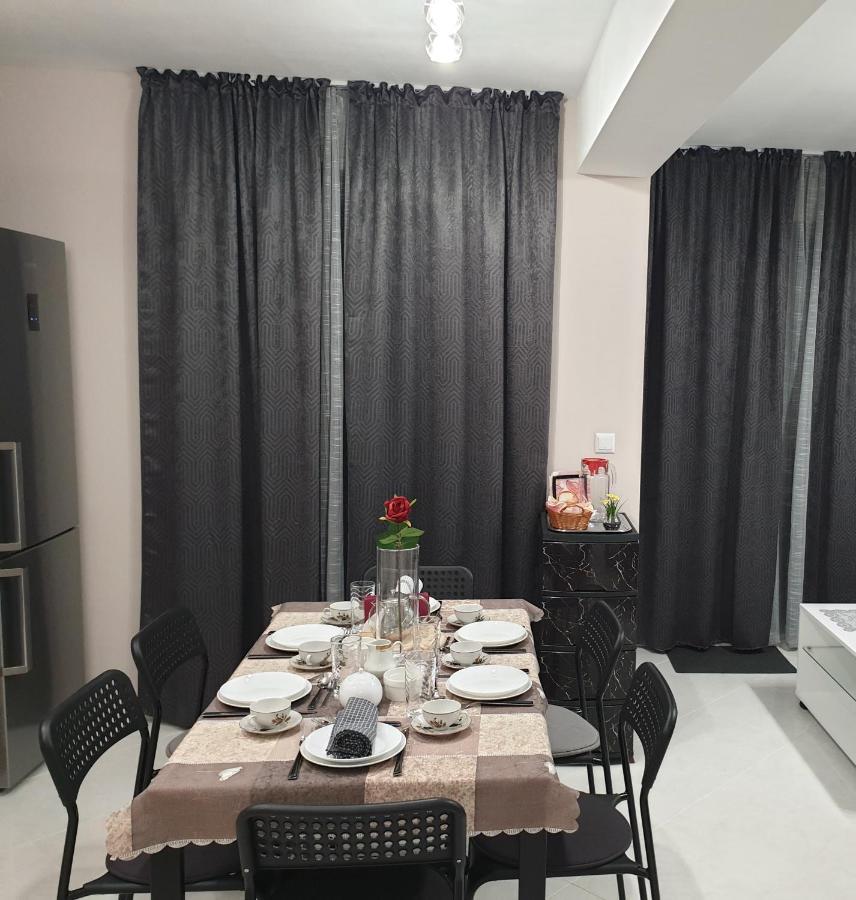 Two-Bedroom Apartment 5, 15 Tsani Ginchev, Varna, Bulgaria Exteriör bild