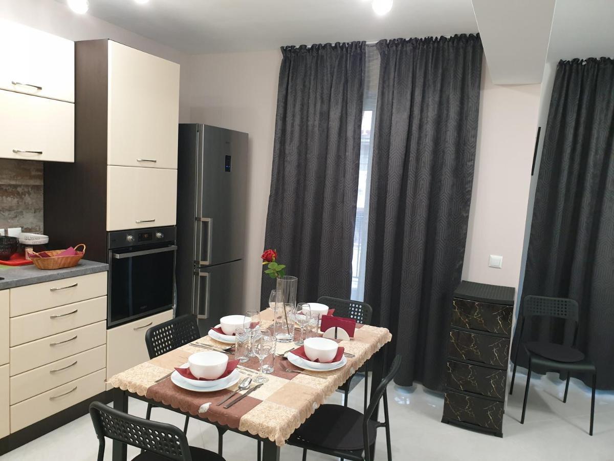Two-Bedroom Apartment 5, 15 Tsani Ginchev, Varna, Bulgaria Exteriör bild
