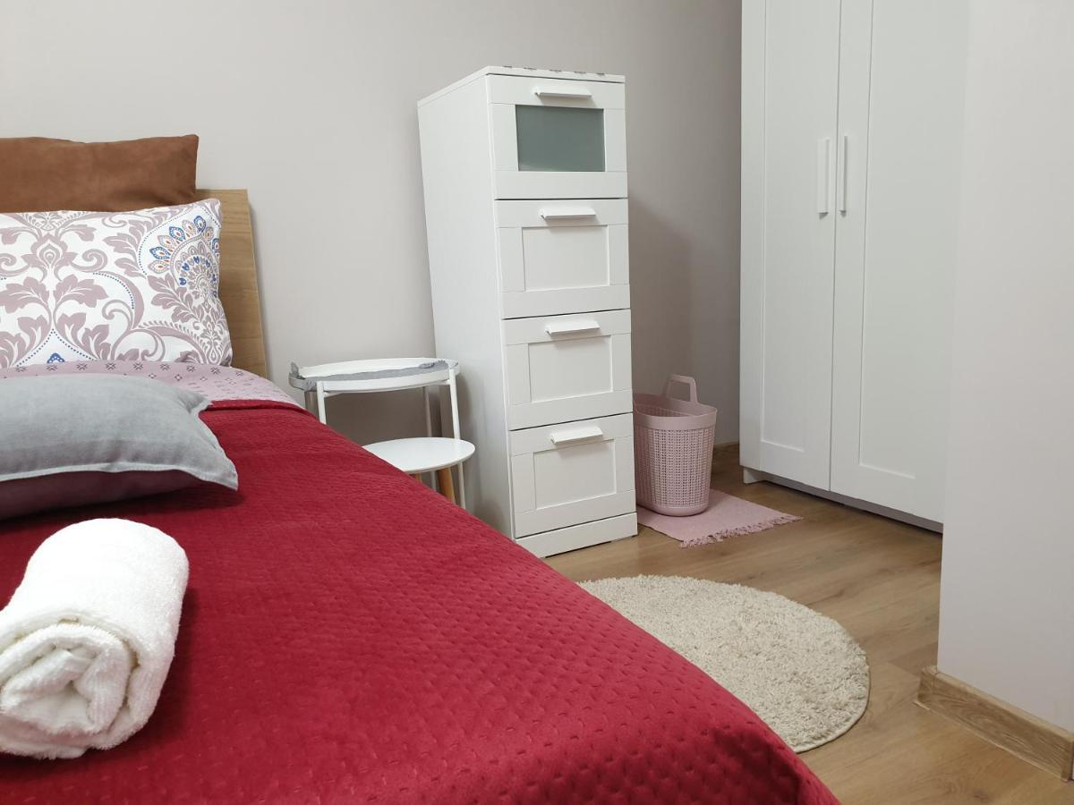 Two-Bedroom Apartment 5, 15 Tsani Ginchev, Varna, Bulgaria Exteriör bild