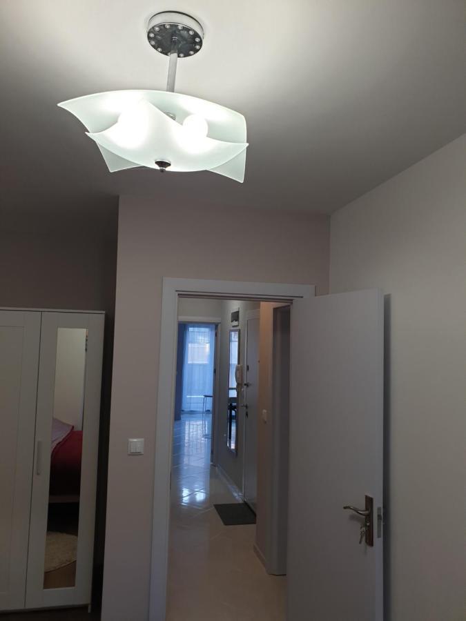 Two-Bedroom Apartment 5, 15 Tsani Ginchev, Varna, Bulgaria Exteriör bild