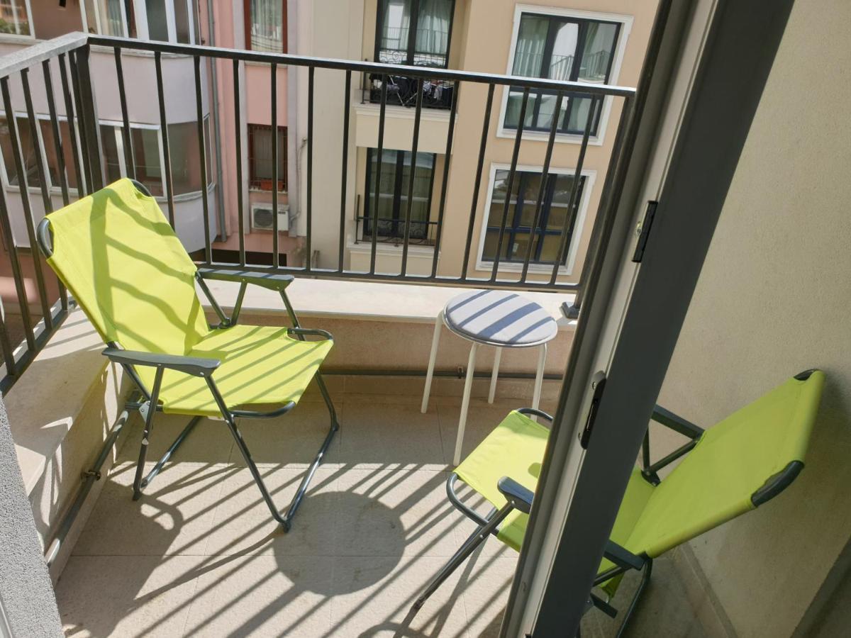 Two-Bedroom Apartment 5, 15 Tsani Ginchev, Varna, Bulgaria Exteriör bild