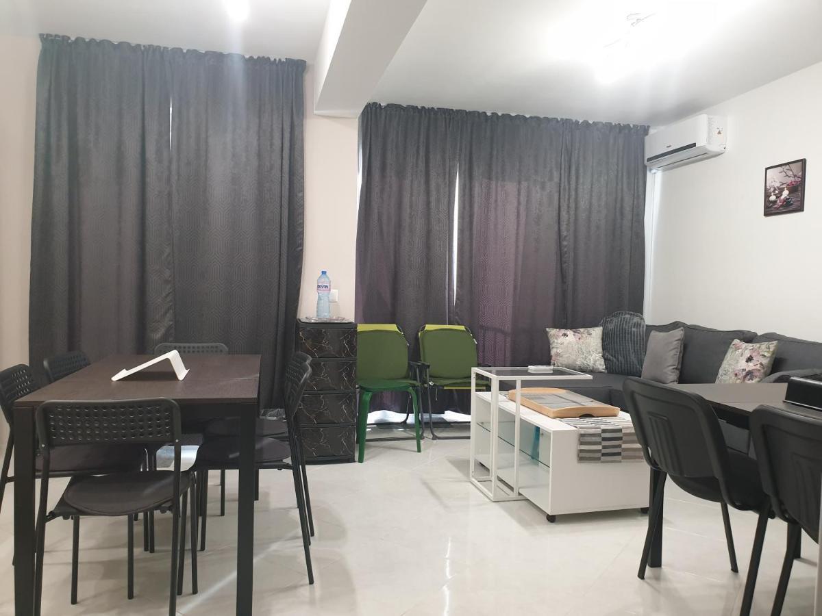 Two-Bedroom Apartment 5, 15 Tsani Ginchev, Varna, Bulgaria Exteriör bild