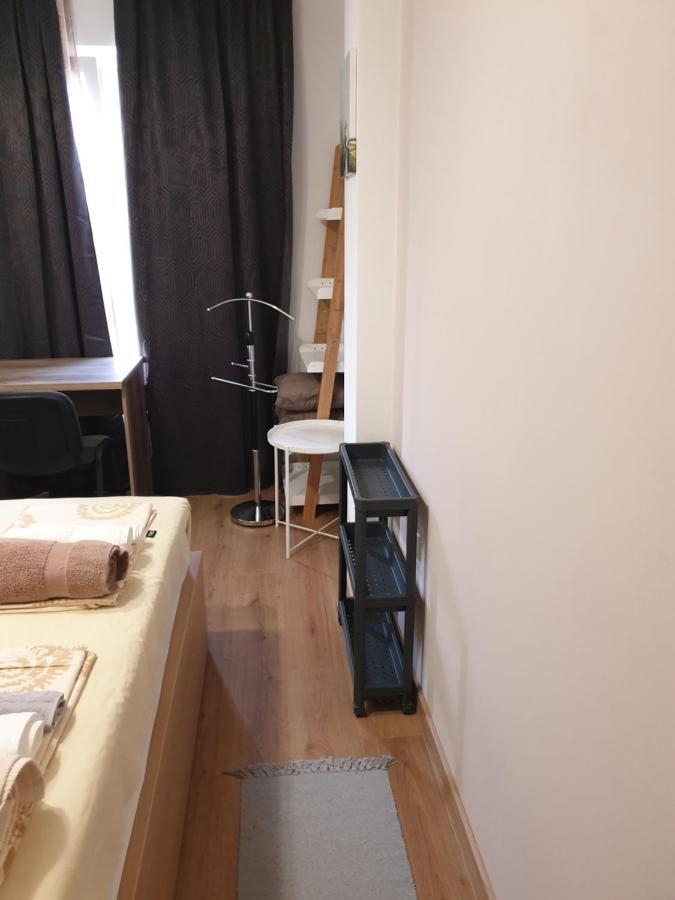 Two-Bedroom Apartment 5, 15 Tsani Ginchev, Varna, Bulgaria Exteriör bild